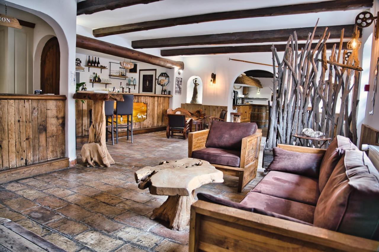 Hotel Mas De Calabrun Saintes-Maries-de-la-Mer Zewnętrze zdjęcie