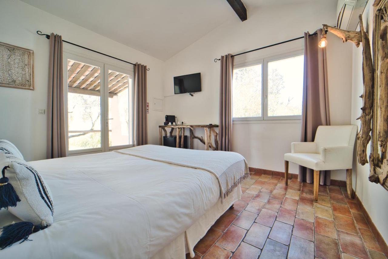 Hotel Mas De Calabrun Saintes-Maries-de-la-Mer Zewnętrze zdjęcie